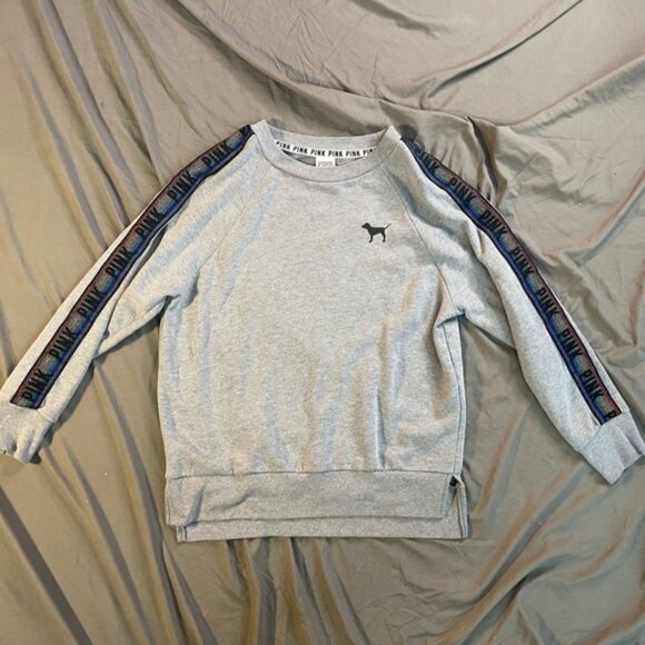 Pink Victoria’s Secret Rainbow Sparkle Logo Sleeve Back Graphic Sweatshirt XS - Picture 1 of 6